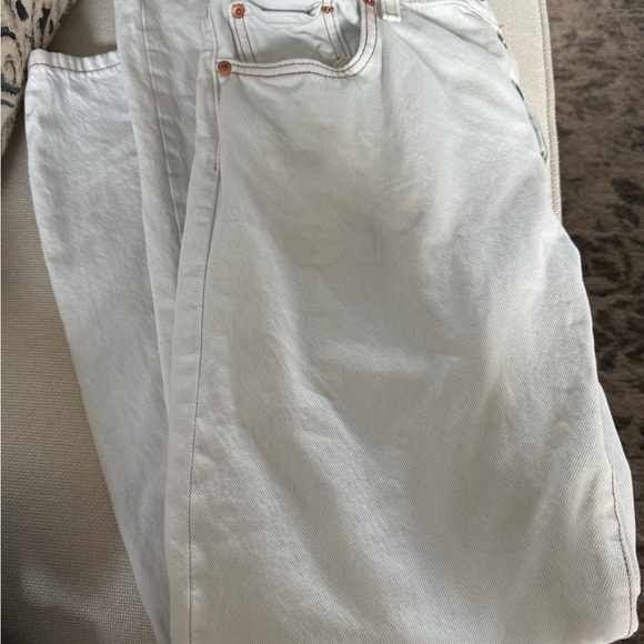 Levi's Light Wash 501 Straight Leg Jeans - Picture 1 of 5
